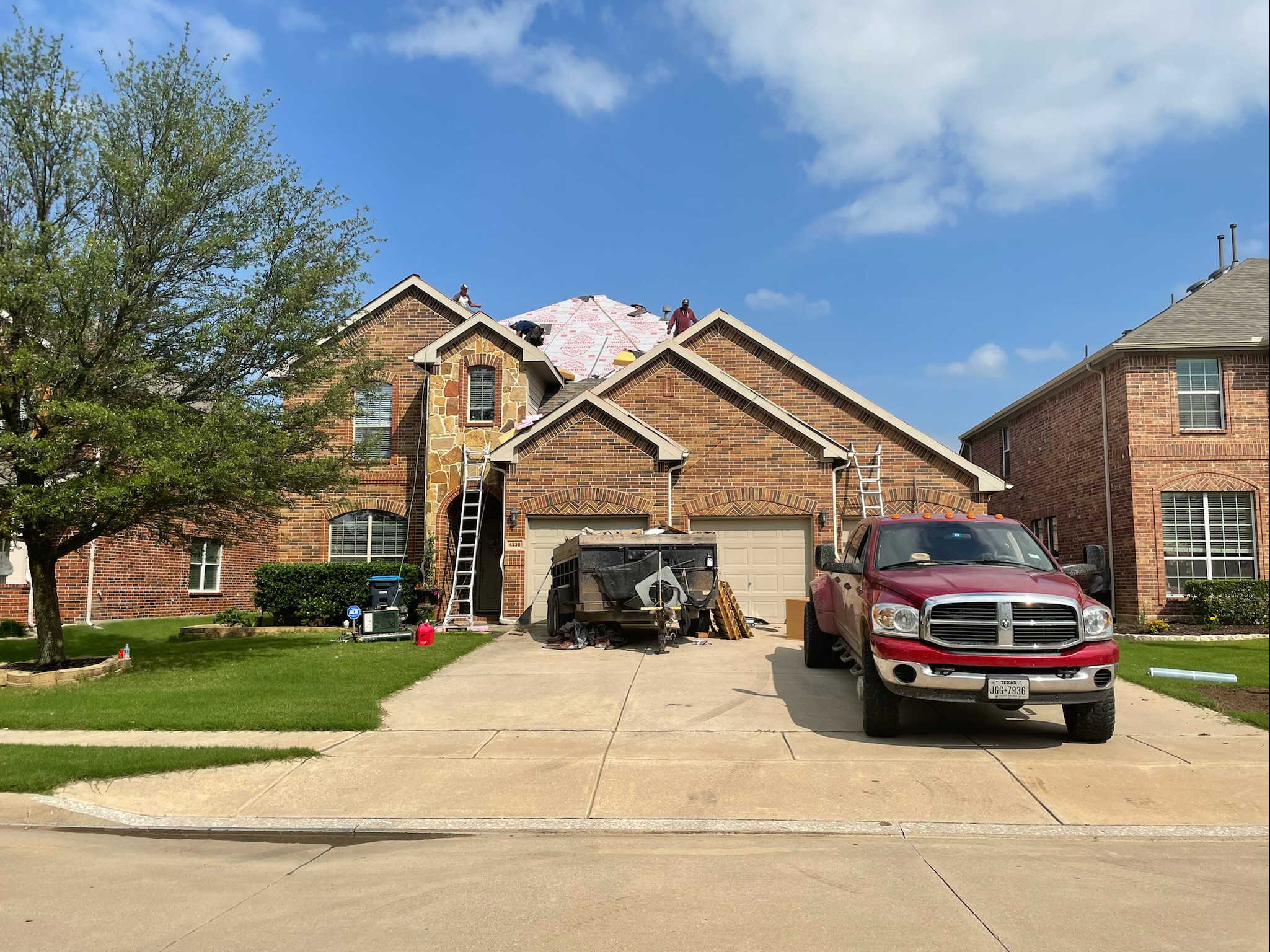 How To Clean Your Downspouts Effectively